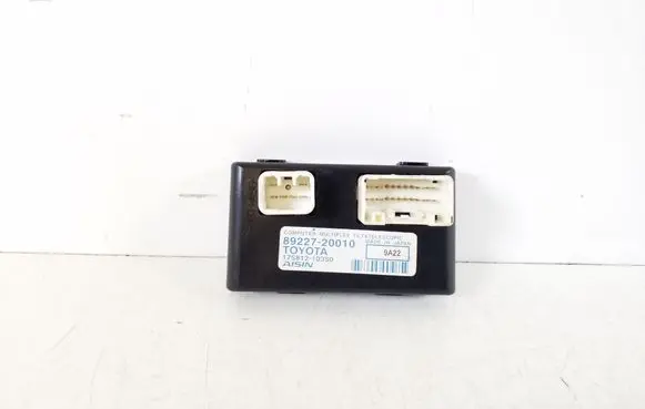 Toyota Avensis T270 Other control units/modules 89227-20010