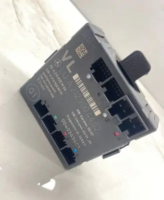 Mercedes-Benz E W212 Door control unit/module A2128203926 A2129028001 A2129004402