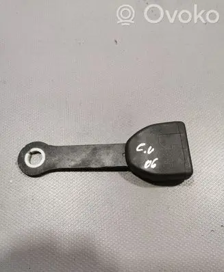 Toyota Corolla Verso E121 Middle seatbelt buckle (rear) 