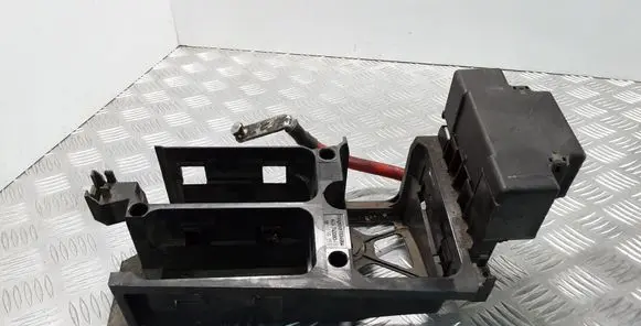 Opel Astra H Fuse module 13129783