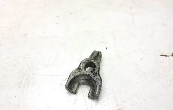 BMW 3 E90 E91 Fuel Injector clamp holder 