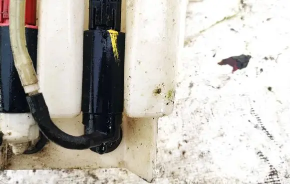 Toyota Corolla Verso AR10 Windscreen/windshield washer pump