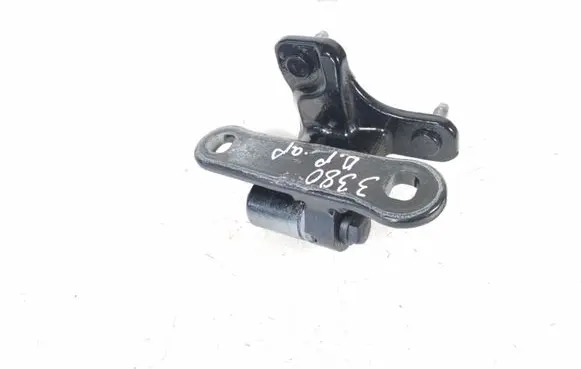 Mercedes-Benz CLS C218 X218 Front door lower hinge A2187200937