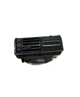 BMW 5 E34 Dash center air vent grill 13755610
