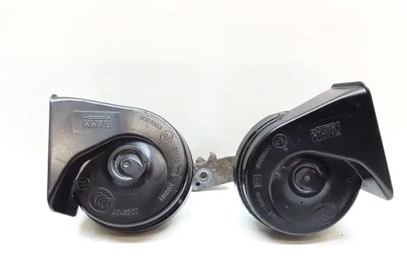 Volvo V70 Horn signal 08635071 08635072
