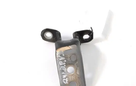 Toyota RAV 4 (XA30) Front door upper hinge 68710-12150