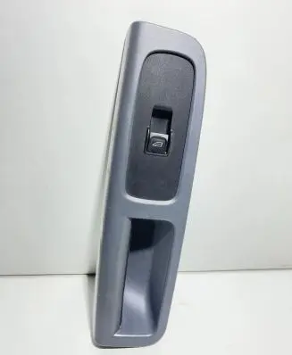 Volvo C30 Electric window control switch 8679474 3865