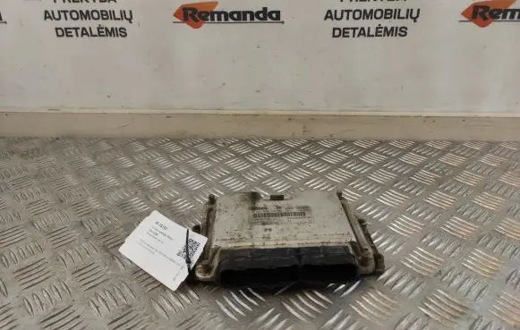 Renault Scenic I Engine control unit/module 8200199726 28SA5465 8200049306