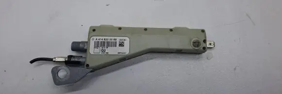 Mercedes-Benz Vaneo W414 Aerial antenna amplifier A4148200089