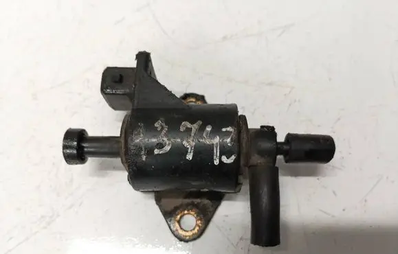 Renault Laguna I Turbo solenoid valve 7700857062