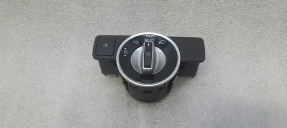 Mercedes-Benz A W176 Light switch A2129050551