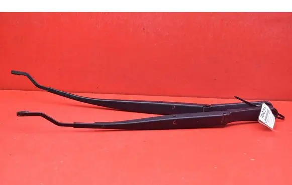 KIA Sportage Front wiper blade arm 