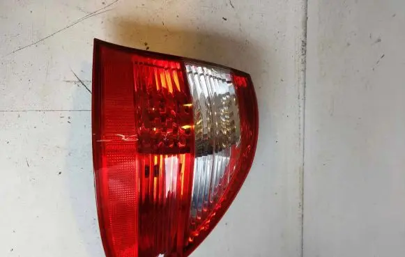Mercedes-Benz E W211 Rear/tail lights A2118201664