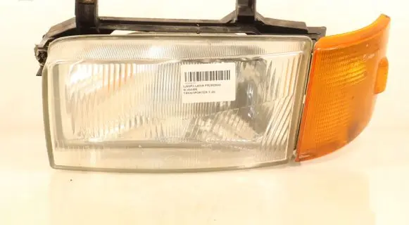 Volkswagen Transporter - Caravelle T4 Headlight/headlamp 701953049