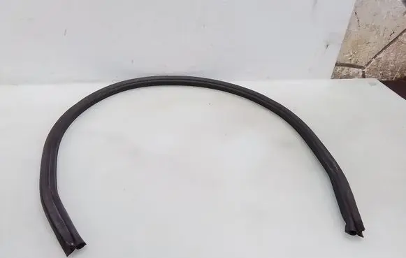 Chevrolet Aveo Engine compartment rubber 