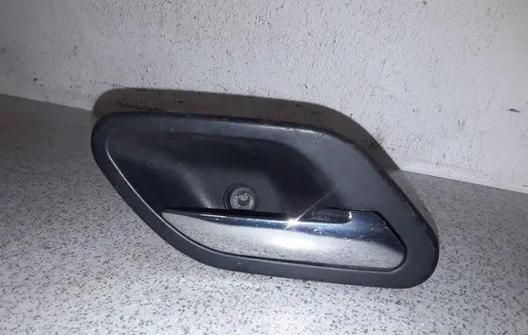BMW 5 E39 Front door interior handle 7032926