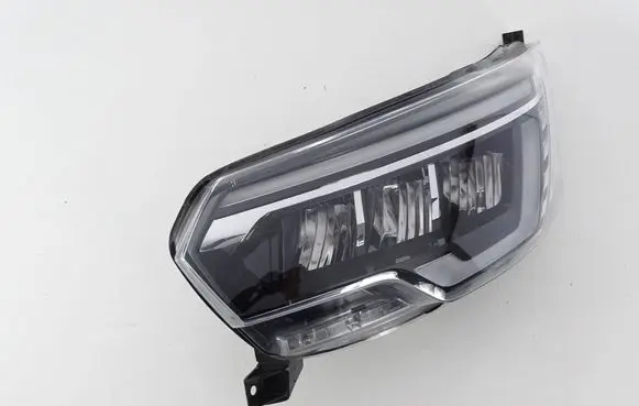 Renault Trafic III (X82) Headlight/headlamp 260601790R