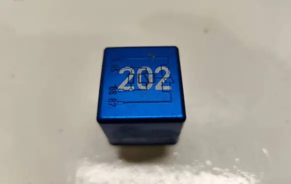Audi A4 S4 B6 8E 8H Other relay 8A0951253