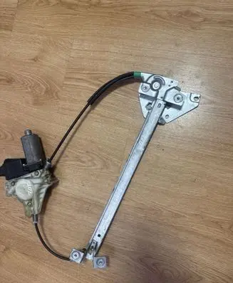 Mitsubishi Space Star Rear door window regulator with motor 100086400 105682104 0130821788