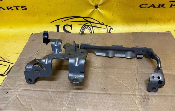 Dacia Sandero III Fuel Injector clamp holder 175B12335R