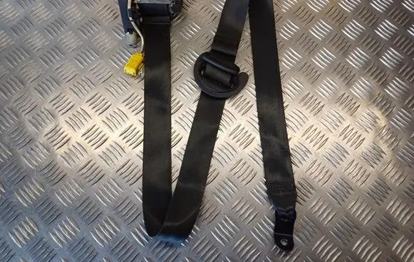 Volkswagen Touran I Front seatbelt 1T1857706A
