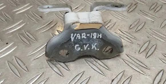 Toyota Yaris Rear door upper hinge