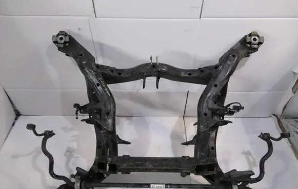 Porsche Cayenne (92A) Rear axle beam with reductor 