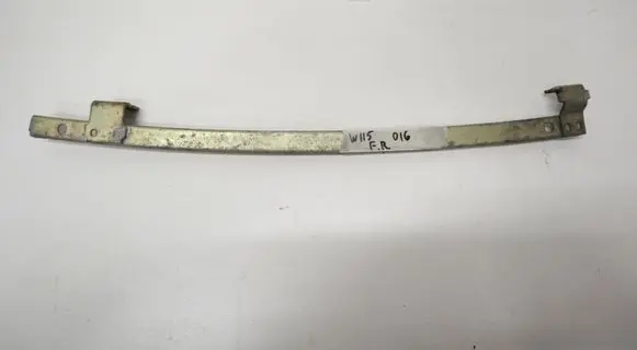 Mercedes-Benz COMPAKT W115 Front door windshield rail 