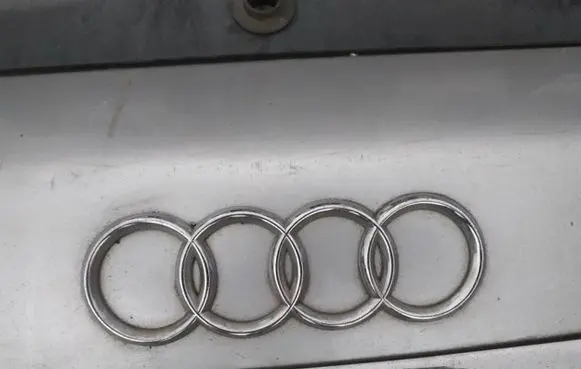Audi A3 S3 8L Manufacturer badge logo/emblem 