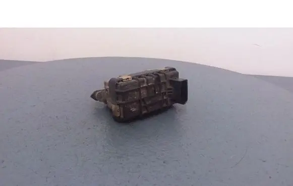 Ford Focus C-MAX Turbo system vacuum part 0006NW008412
