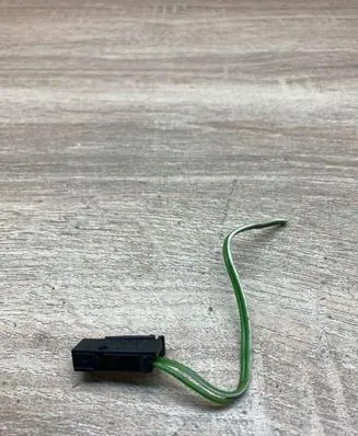 Mercedes-Benz E W211 Plug wire 0005452246 9653962B 2PIN
