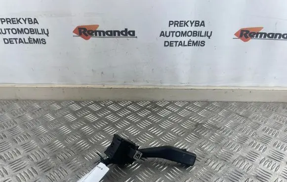 Volkswagen Caddy Wiper control stalk 1K0953519