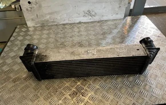 BMW 5 F10 F11 Intercooler radiator 780562906