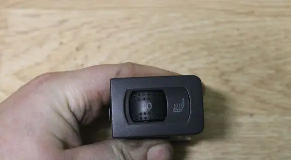 Volkswagen Golf IV Seat heating switch 1J0963564B
