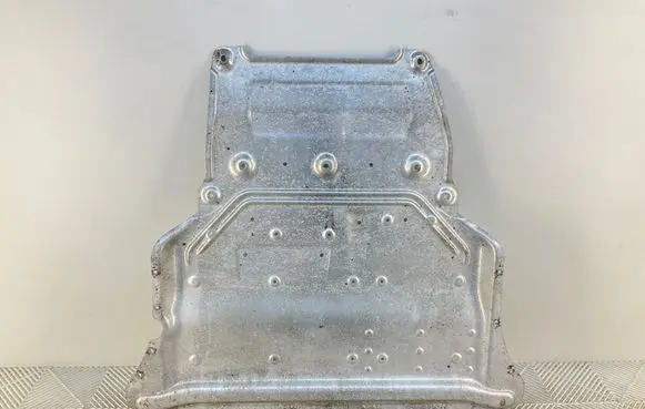 Audi A3 S3 8V Engine splash shield/under tray 5Q7825237A