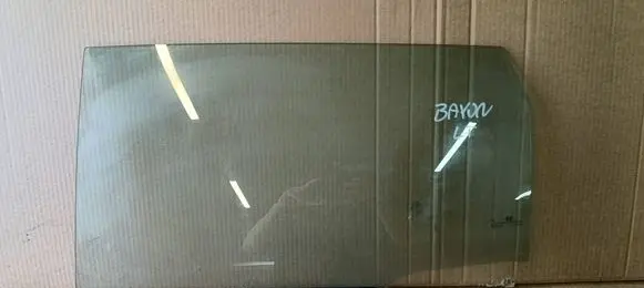 Hyundai Bayon Rear door window glass