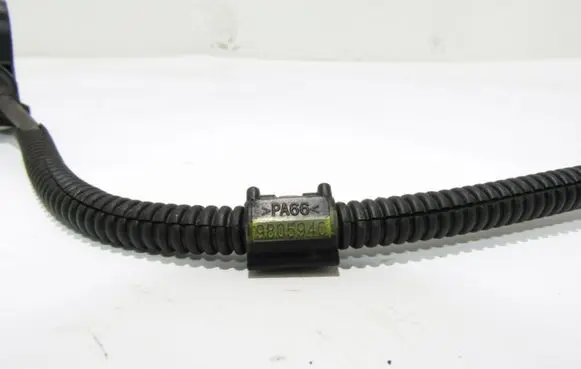 Volkswagen PASSAT CC Crankshaft position sensor 9805940