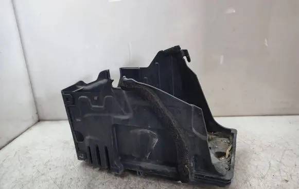 Land Rover Discovery Sport Battery box tray 6G9N10757AF