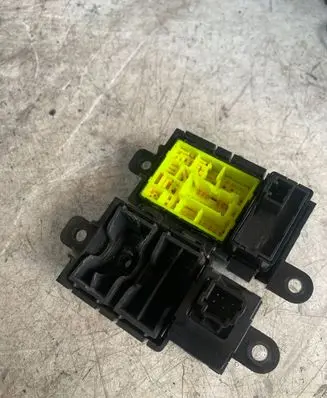 Nissan Juke I F15 A set of switches 
