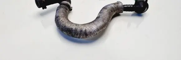 Audi A6 S6 C5 4B Vacuum line/pipe/hose 027133783B