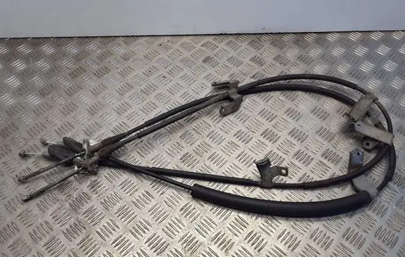 Handbrake/parking brake wiring cable