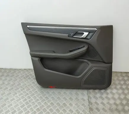 Porsche Macan (95B) Front door card panel trim 95B867011