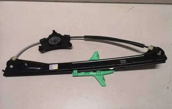 Volkswagen Tiguan Rear door window regulator with motor 5NA839462C