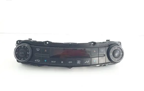 Mercedes-Benz E W211 Climate control unit 2118302385