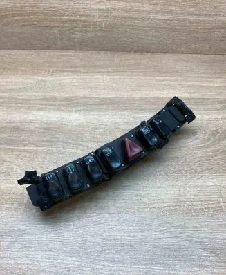Mercedes-Benz S W220 Hazard light switch 2208214358
