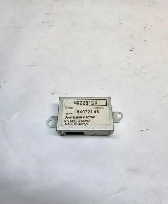 Chrysler Sebring (FJ - JX) Headlight ballast module Xenon MR228159