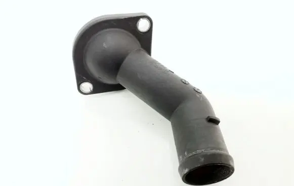 Volkswagen PASSAT B6 Engine coolant pipe/hose 038121121D