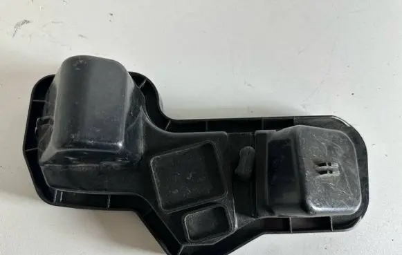 Audi A6 S6 C7 4G Headlight/headlamp dust cover 