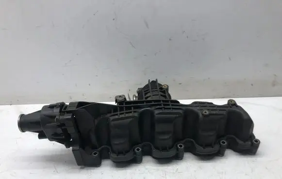 Skoda Octavia Mk3 (5E) Intake manifold 03L129711 03L131529A