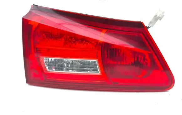 Lexus IS 220D-250-350 Tailgate rear/tail lights 